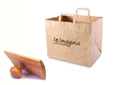 Shopper in carta riciclata quando i fornitori sono chiusi